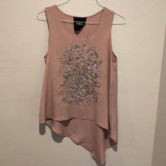 Blush handkerchief hem top with silver accent - Picture 1 of 5